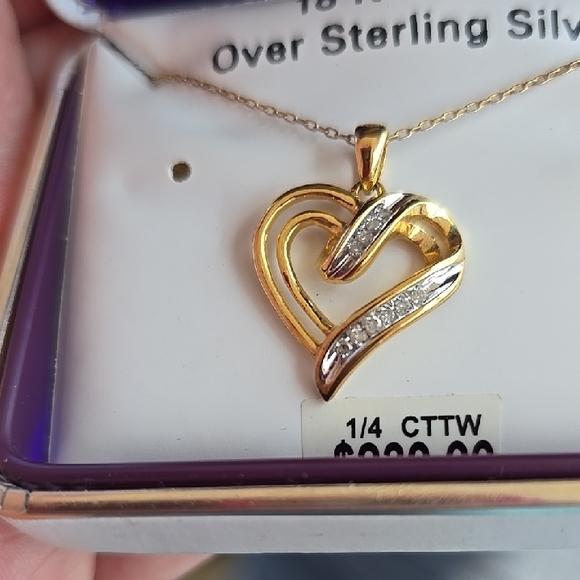 18 KT Gold Over Sterling Silver 1/4CTTW Diamond Heart Necklace Original$239 - Picture 5 of 12
